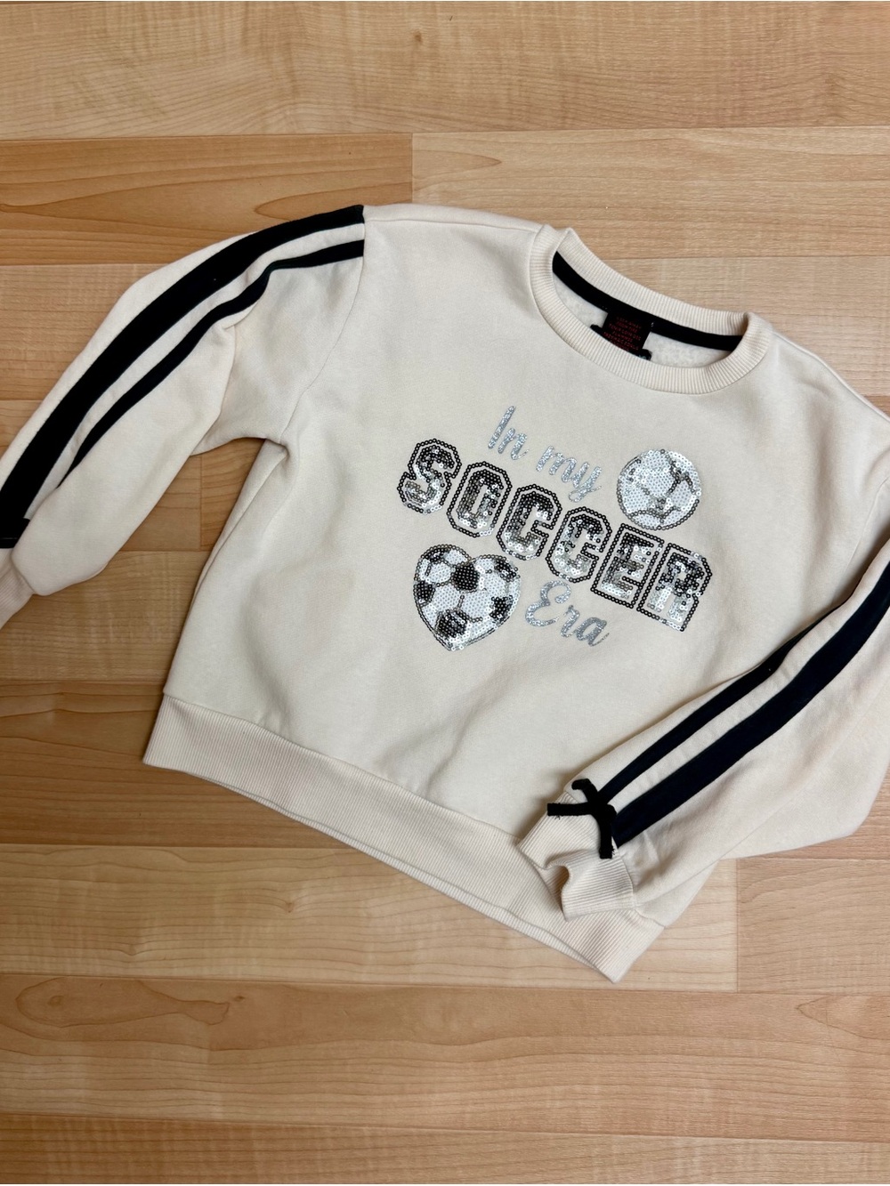 Cynthia Rowley Girls Soccer Era Sequin Sweatshirt Size 5/6
